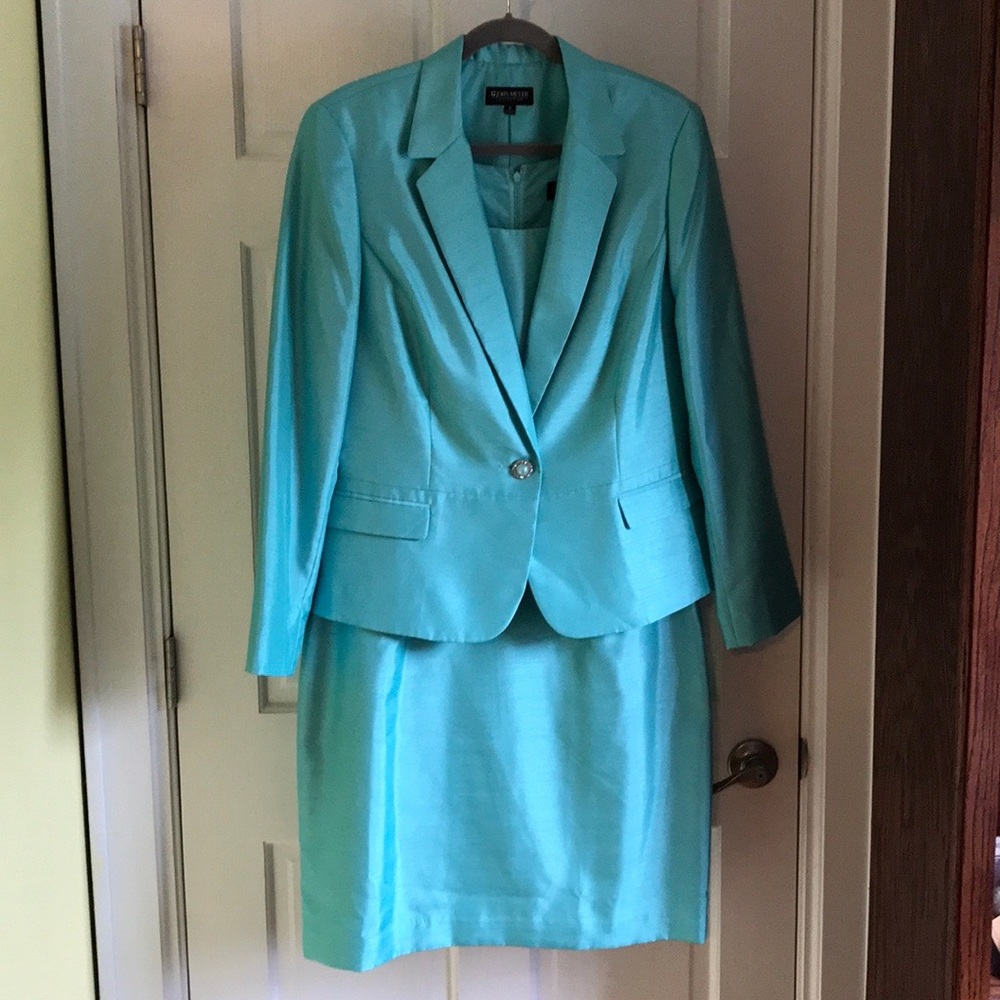 Special occasion dress - Mother of the bride/groom - new with tags